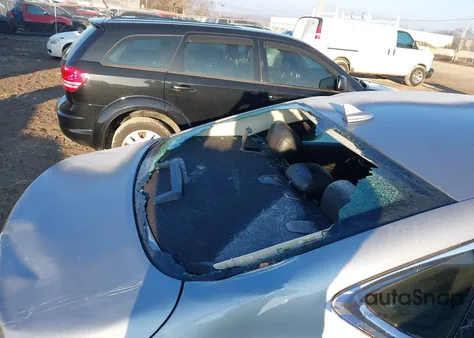 2017 Chrysler 200 Limited Platinum z USA, uszkodzony, nr VIN 1C3CCCAB7HN505526